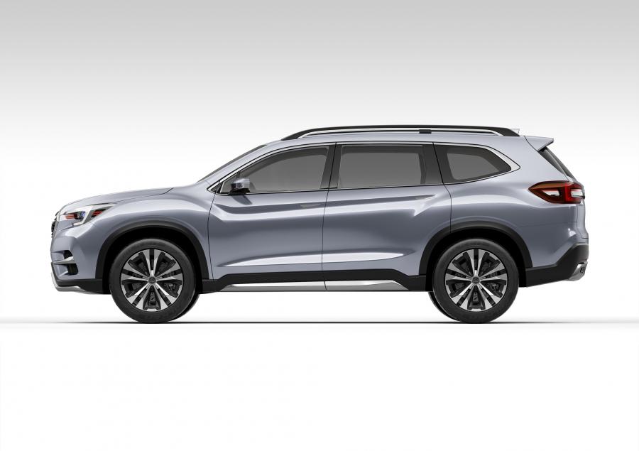  Subaru Ascent SUV Concept 2017 года  (фото 6 из 9)